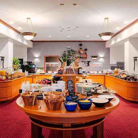 Hotel Radisson Blu & Spa, Daugava 4*