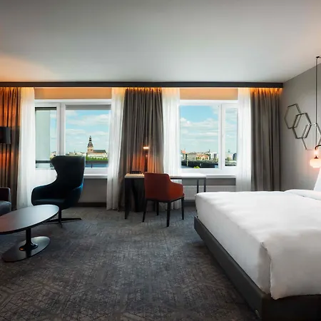 Hotel Radisson Blu & Spa, Daugava 4*